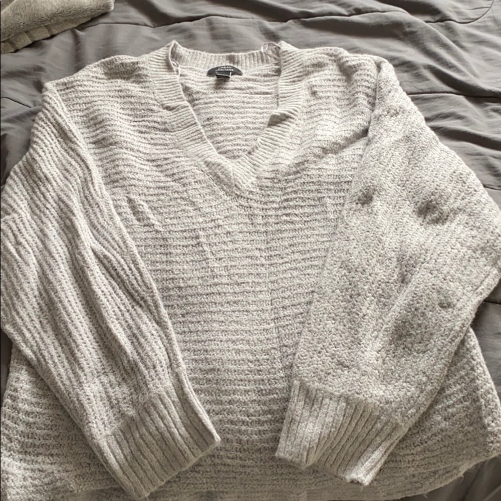 sweatshirt
